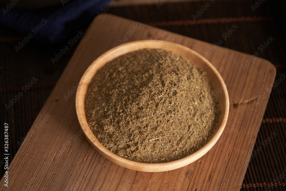The foot bags used in traditional places like Asia and China contain mogwort powder The foot bags used in traditional places like Asia and China contain mogwort powder