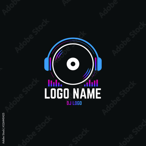 DJ logo vinyl, retro vintage musical label