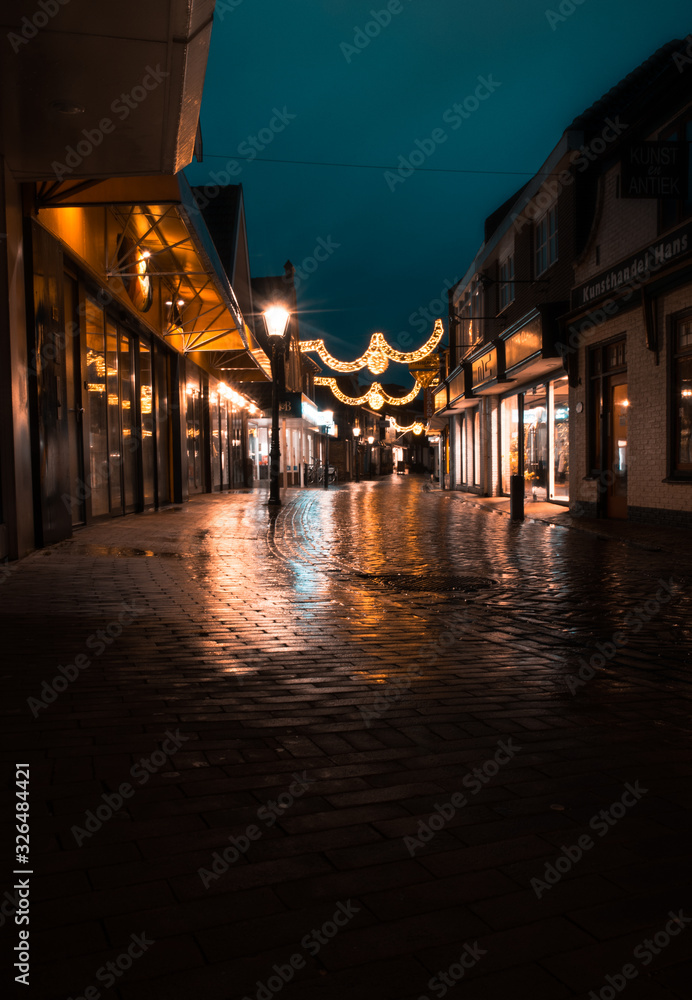 Fototapeta premium Regnerische Straße auf Texel