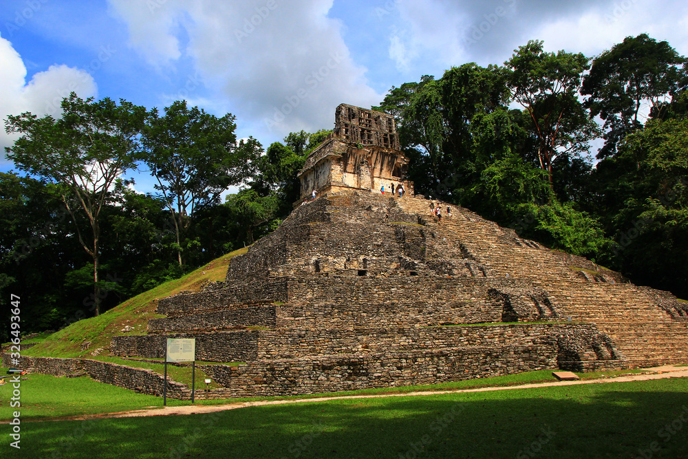 Palenque is the Maya city in southern Mexico Palenque is the Maya city in southern Mexico