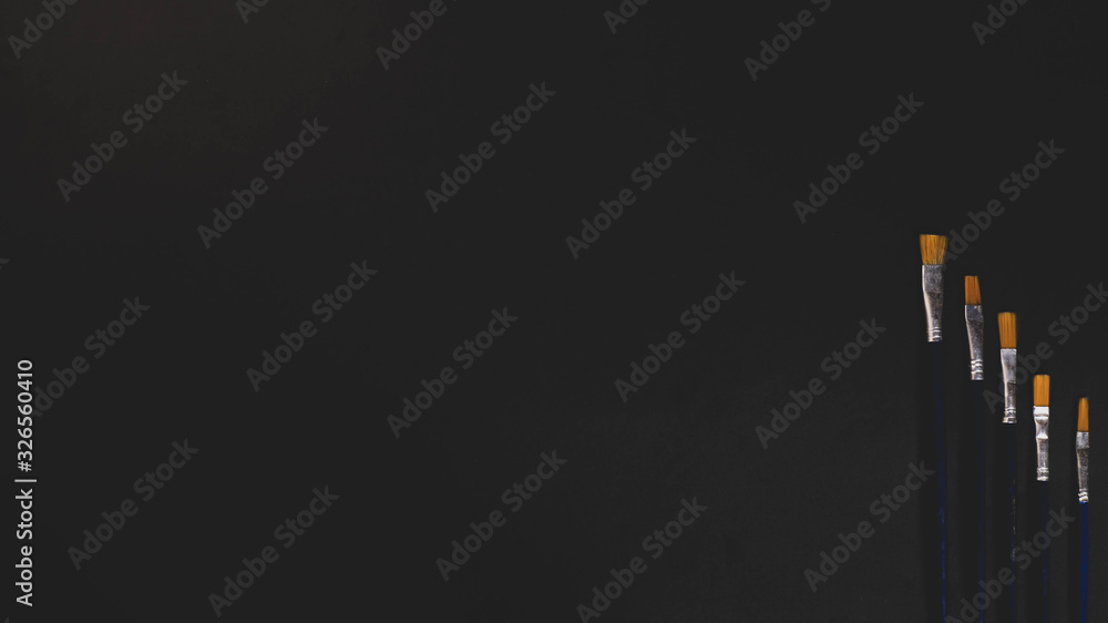 Fototapeta premium Black minimal background with brushes
