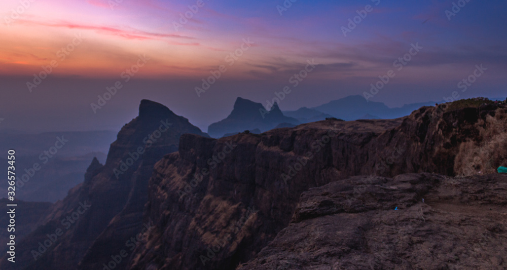 Plakat sunset in mountains: Konkan Kada