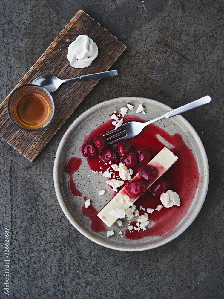 Cheesecake with Sherry and Cherry Sauce Cheesecake with Sherry and Cherry Sauce