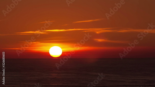Beautiful sunset above the sea timelapse © neiezhmakov