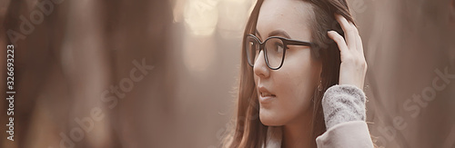 autumn girl glasses / autumn look girl in transparent glasses, eyesight