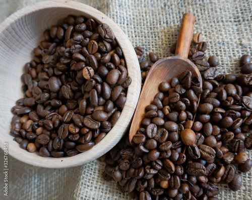 roasted coffee beans 