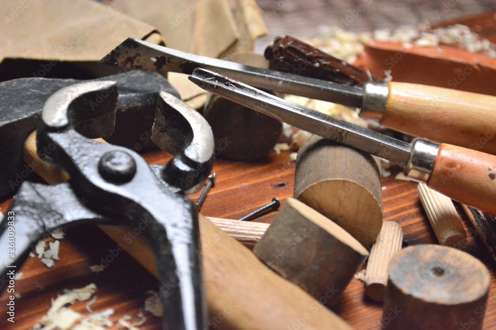 Obraz premium attrezzi da lavoro per falegnami e per restauro dei mobili di legno