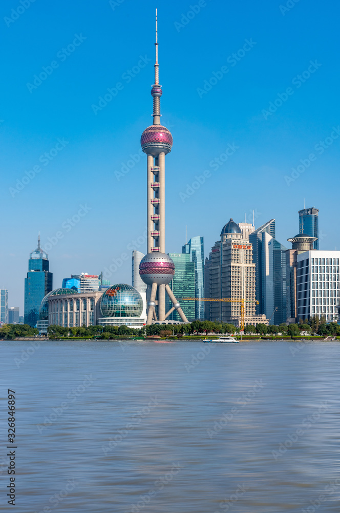 Naklejka premium A landmark on the bund in Shanghai, China