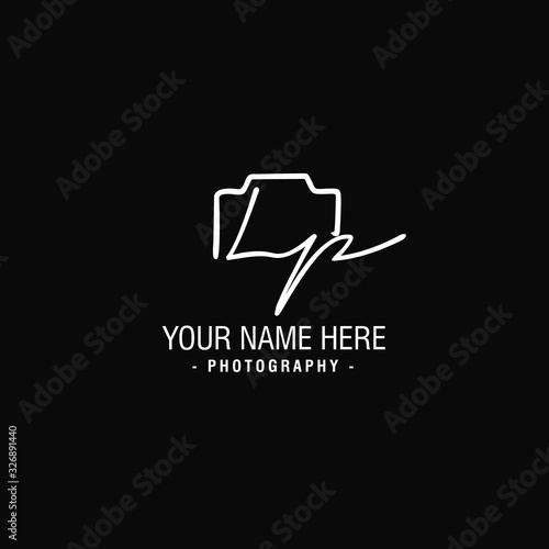 Lp Initial Signature Photography Logo