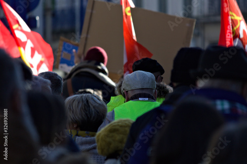 gilets jaunes manifestation	
