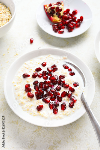 Pomegranate oats porridge
