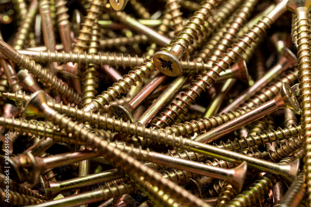 Hardened wood screws used in carpentry and handicrafts for industrial and household. Hardened wood screws used in carpentry and handicrafts for industrial and household.