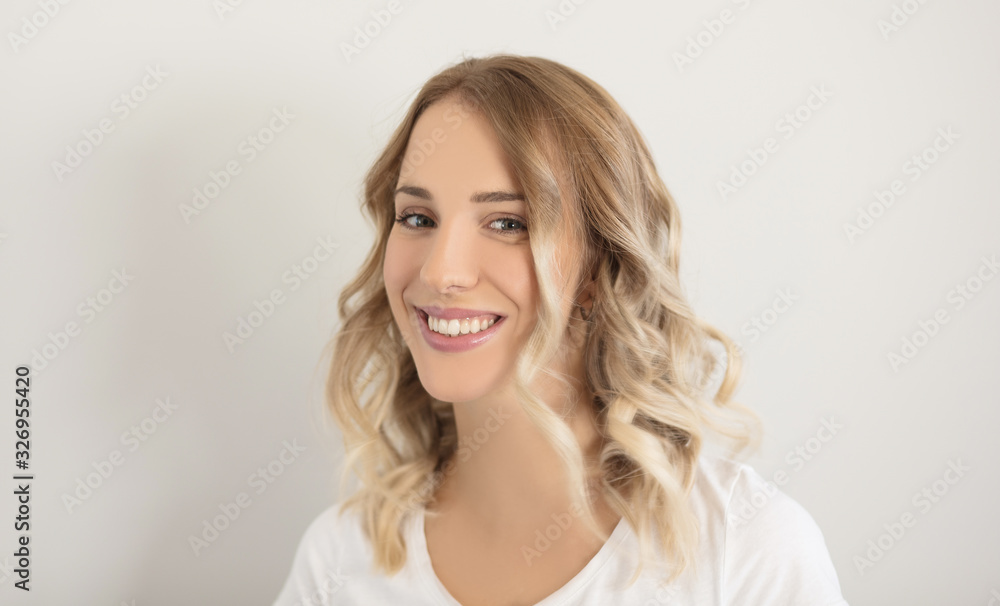 Fototapeta premium Portrait of beauty woman. Space for copy.