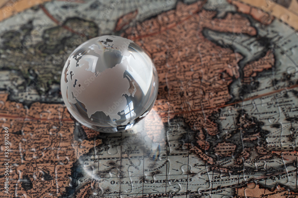 中国を中心とした地球儀と世界地図 コロナウィルスイメージ Stock Photo Adobe Stock 中国を中心とした地球儀と世界地図 コロナウィルスイメージ Stock Photo Adobe Stock