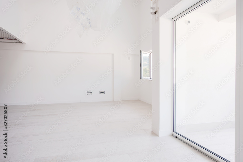 Obraz premium Interior of empty stylish modern open space two level apartment