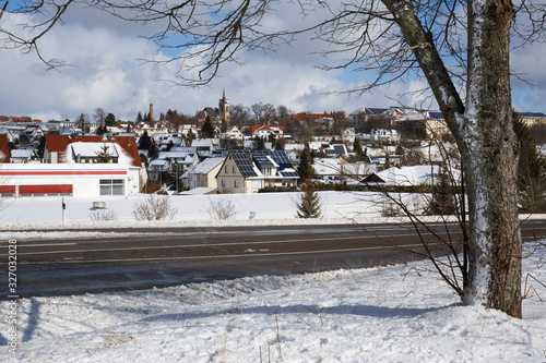 Gemeinde Bitz im Zollernalbkreis mit Ausblick auf die St. Nikolauskirche
