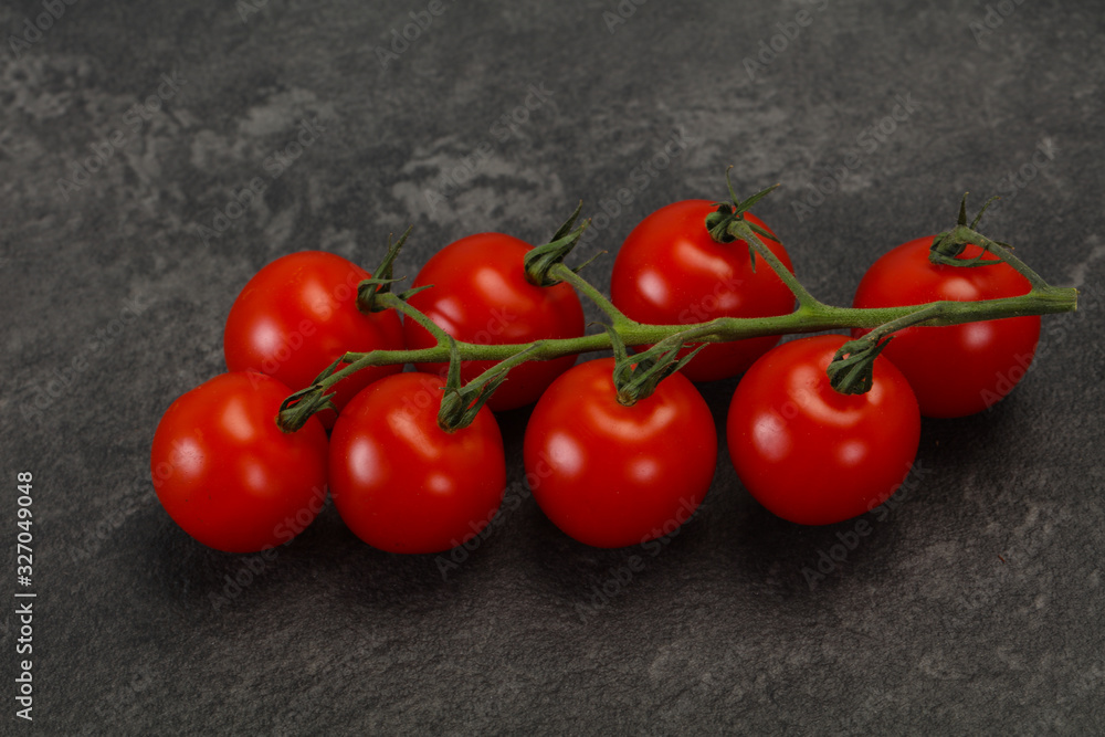 Ripe tomatoes on the branch Ripe tomatoes on the branch
