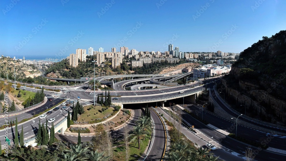 Fototapeta premium Haifa and the spaghetti interchange on a sunny day 