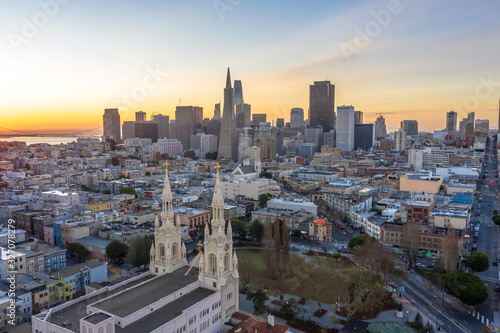 Photography San Francisco downtown buildings skyline morning sunrise