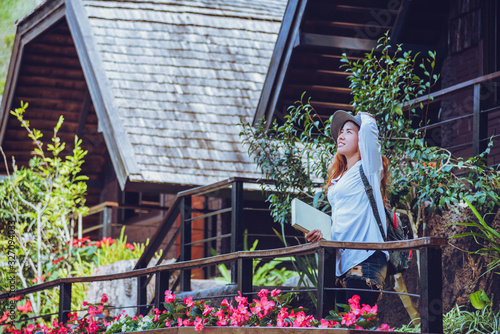 Konstfotografi Asian woman travel nature