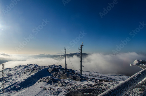Fototapeta Naklejka Na Ścianę i Meble -  Bieszczady panorama z połoniny Wetlińskiej zima