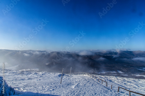 Fototapeta Naklejka Na Ścianę i Meble -  panorama z połoniny Wetlińskiej Bieszczady