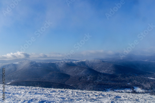 Fototapeta Naklejka Na Ścianę i Meble -  panorama z połoniny Wetlińskiej Bieszczady