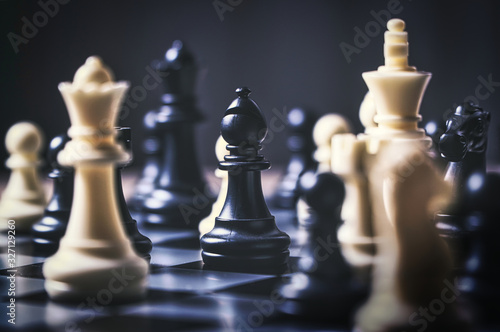 Fototapete strategic decision and strategic move concept with chess