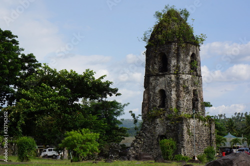 cagsawa ruins daraga albay photo