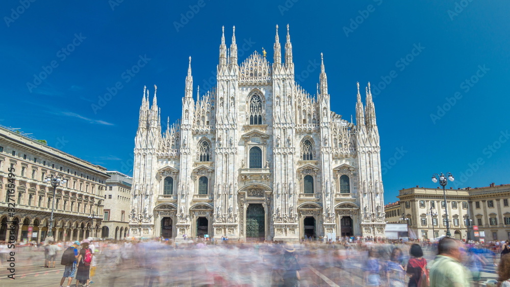 Naklejka premium The Duomo cathedral timelapse . Front view with people walking on square