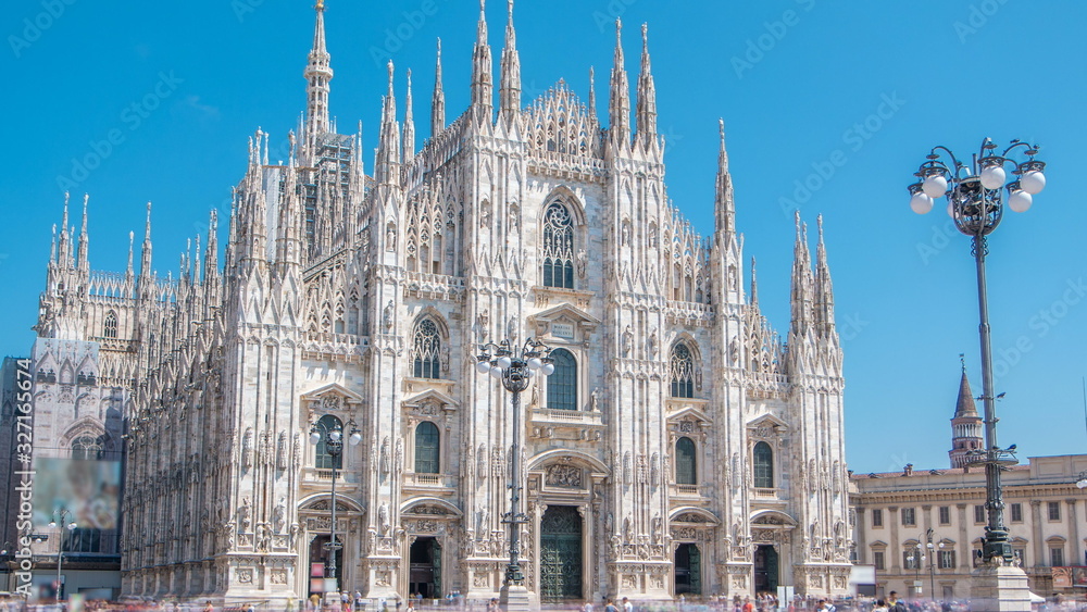 Naklejka premium The Duomo cathedral timelapse. Front view with people walking on square