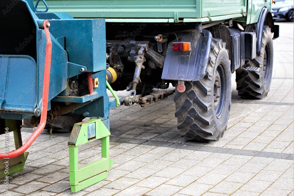 Fototapeta premium tractor in field