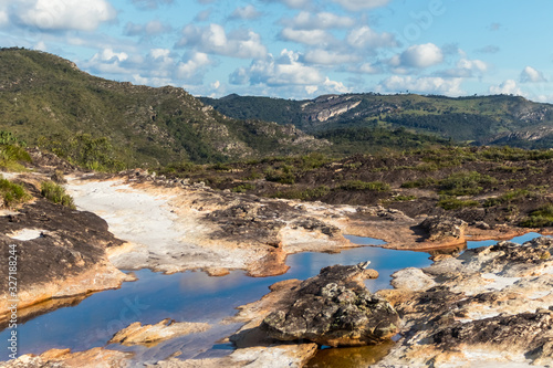 Rio do Lajeado, with small lakes, rock formations, mountains and savannah, Milho Verde, Serro district, Minas Gerais, Brazil