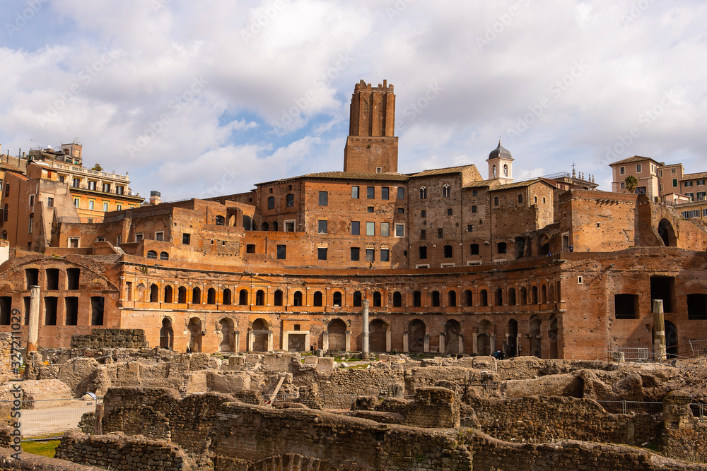 Main building and ruins of Trajan's Market 