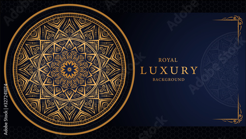 Luxury mandala background with golden arabesque pattern arabic islamic design