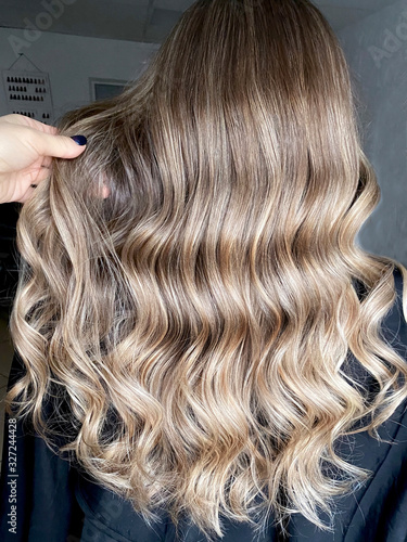 Tablou pe pânză Long blond hair with balayage