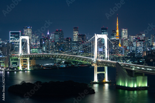 レインボーブリッジと東京の夜景