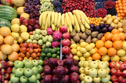 Fototapeta Naklejka Na Ścianę i Meble -   Top view of fruits texture close up as a background