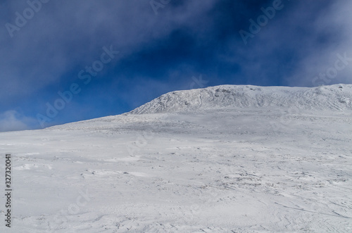 Fototapeta Naklejka Na Ścianę i Meble -  zima na połoninie Wetlińskiej Bieszczady 