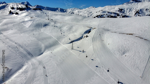 Gondelbahn in einem schweizer Skigebiet