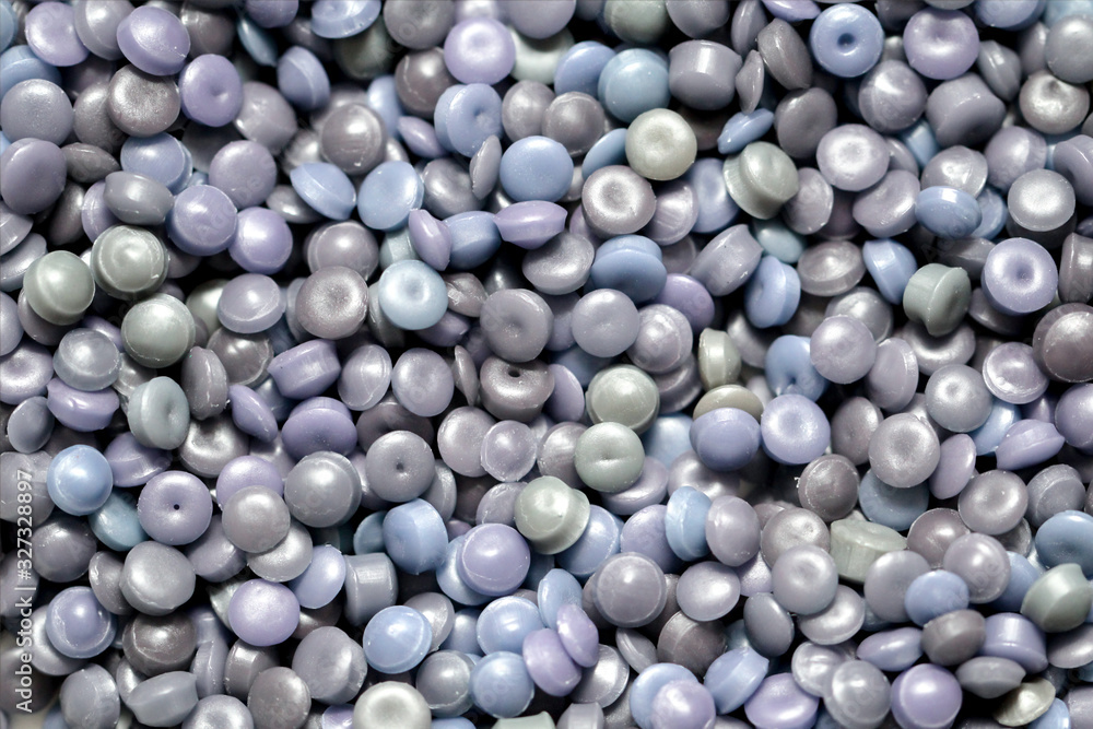 Granulate aus Polyethylen für die Herstellung von Kunststoffen wie zum Beispiel Folien, Spielzeug und anderes Granulate aus Polyethylen für die Herstellung von Kunststoffen wie zum Beispiel Folien, Spielzeug und anderes