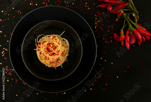spaghetti with garlic, oil and pepper