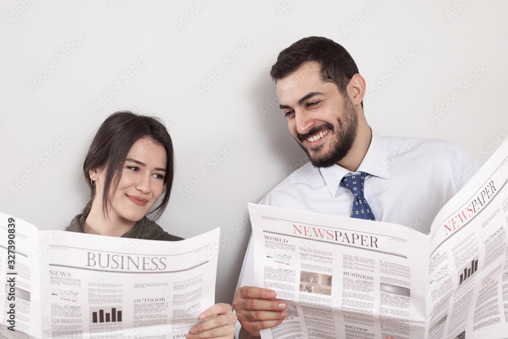 Naklejka premium business people working on laptop in an office