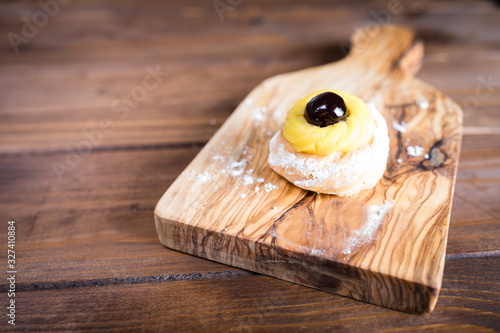 Zeppola di san giuseppe photo