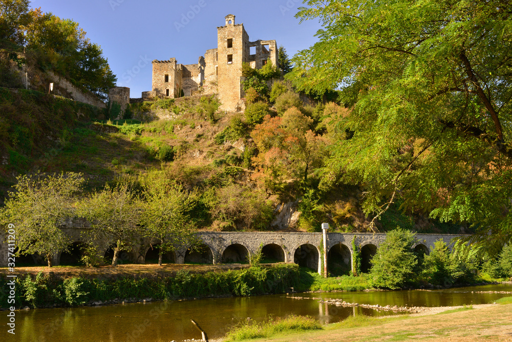 Château de Saint-Martin-Laguépie (81170), département du Tarn en région Occitanie, France