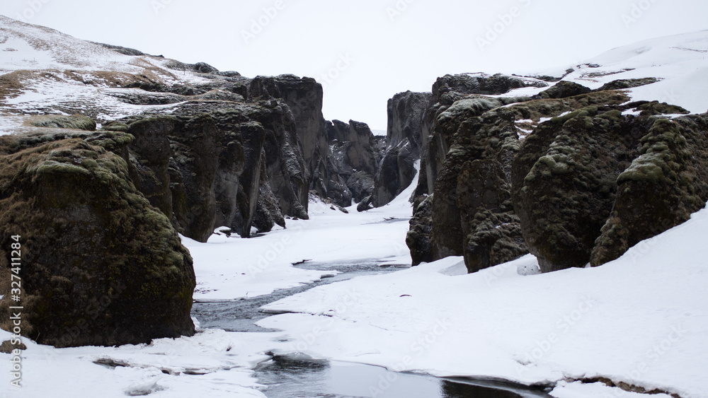 Canyon de Fjaðrárgljúfur en Islande