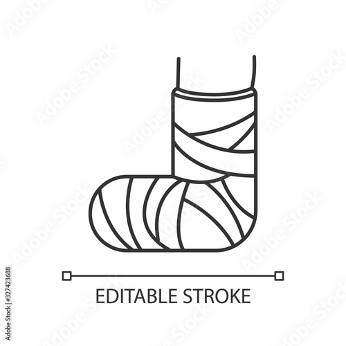 Broken foot pixel perfect linear icon. Bone fracture. Injured leg in plaster. Amputated limb. Thin line customizable illustration. Contour symbol. Vector isolated outline drawing. Editable stroke