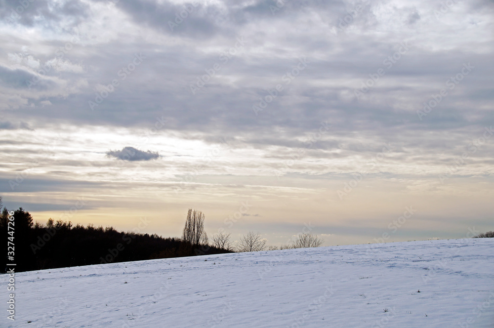 sonnenuntergang im schnnee wolken sonnenuntergang im schnnee wolken