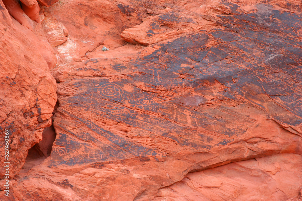 Petroglyphs (NV 00485)