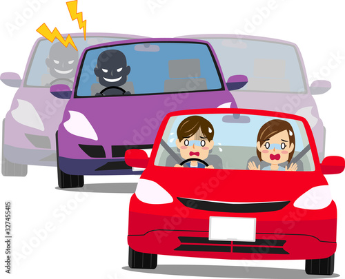 ドライブ中にあおり運転の被害を受ける男女